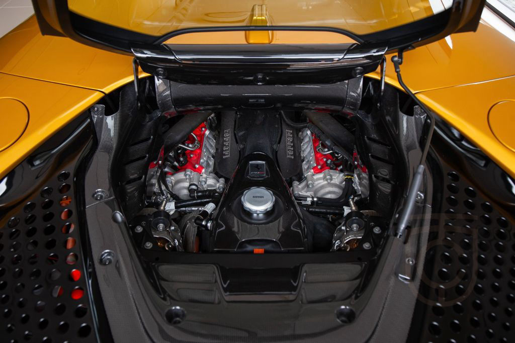Ferrari SF90 Spider - Giallo Montecarlo