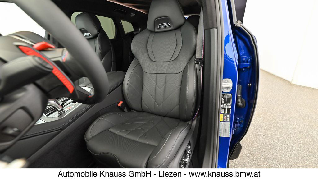 BMW XM 50e B&W, AHK, Massage, 23", FULL LOADED!!!