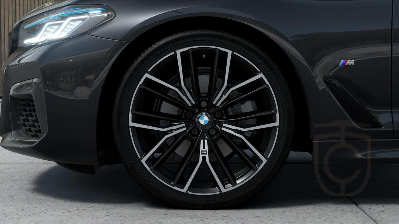BMW 520 d xDrive Touring Innovation Editon M Sport Komfortst