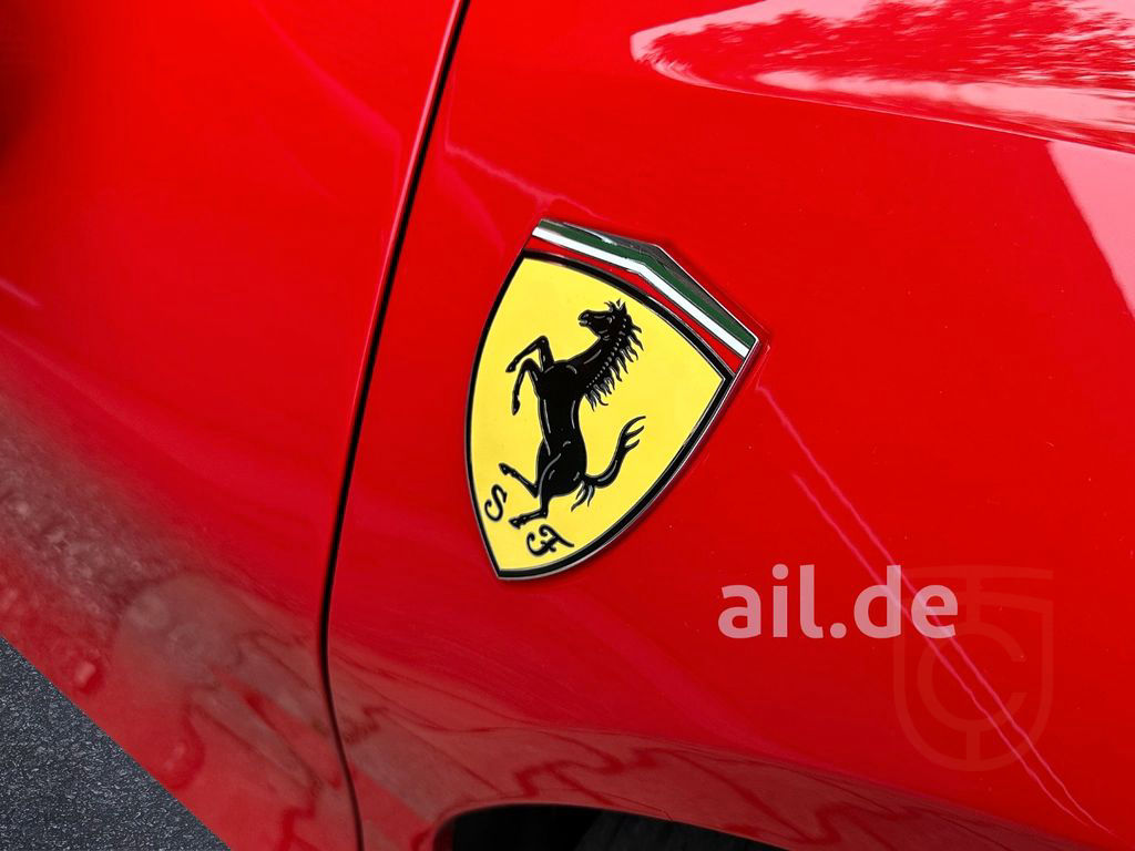 Ferrari SF90 Spider Carbon Racing Seats
