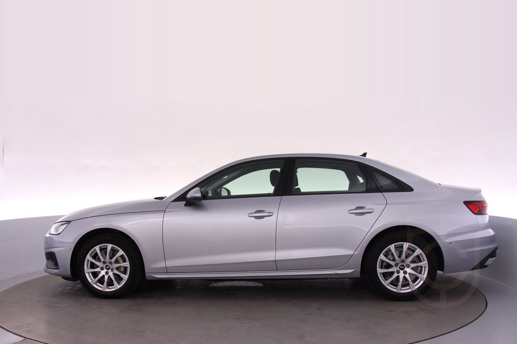 Audi A4 Sedan 40 TDI quattro