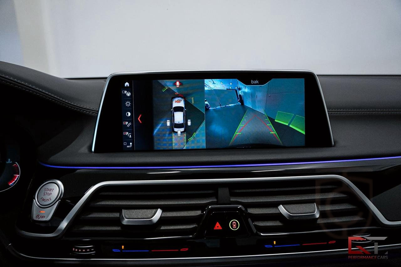 BMW 750 Navi HuD B&W Night Vision 1 Ägare