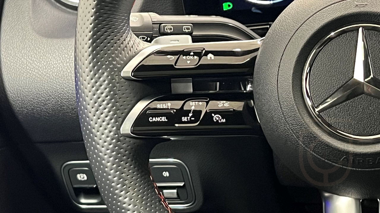 Mercedes-Benz GLA 250 e AMG