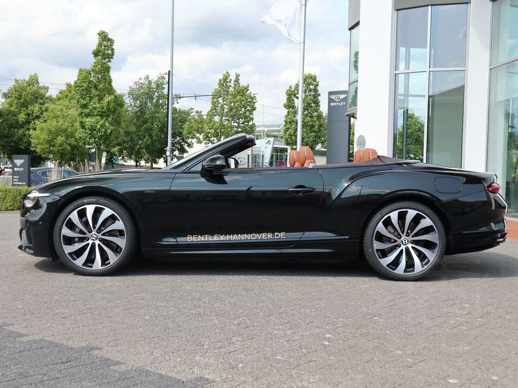 Bentley Continental GTC Black Edition *Rotating*Mulliner