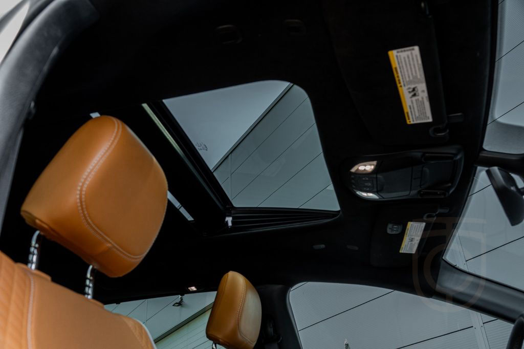 Chrysler Pacifica Pinnacle Panoramadach Multimedia EU