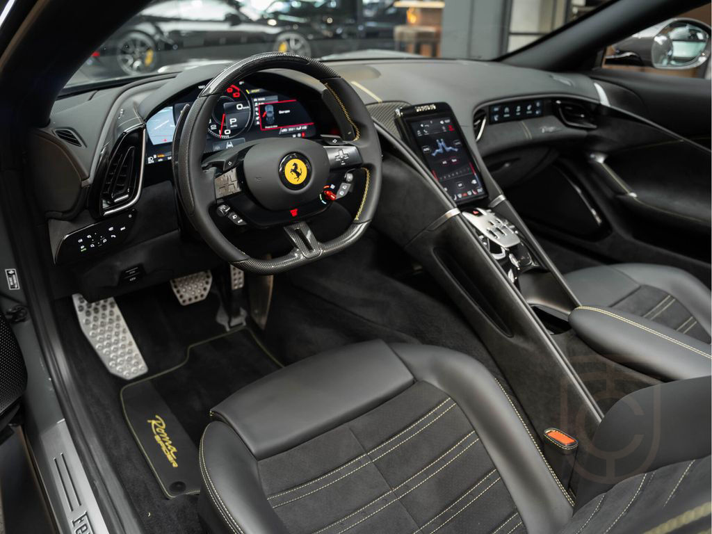 Ferrari Roma Spider Historic Colour Carbon 3.9 V8 Alcant