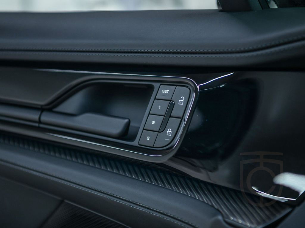 Porsche Panamera 4 E-Hybrid