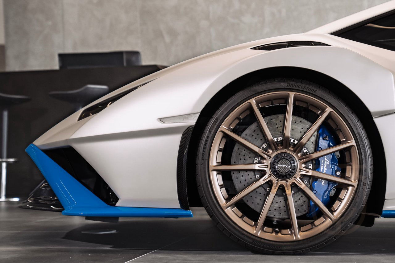 Lamborghini Huracán STO 5.2 V10