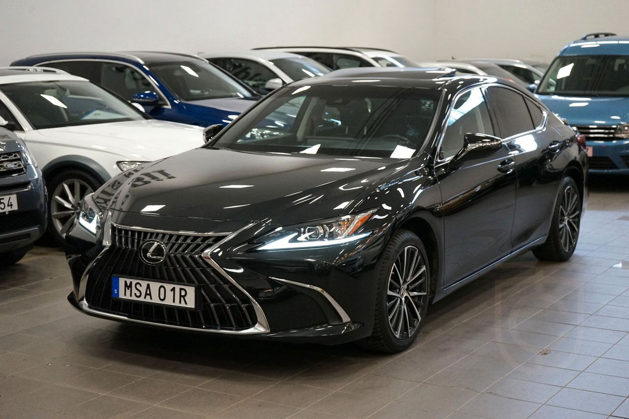 Lexus ES 300h 2.5 E-CVT Limited Edition