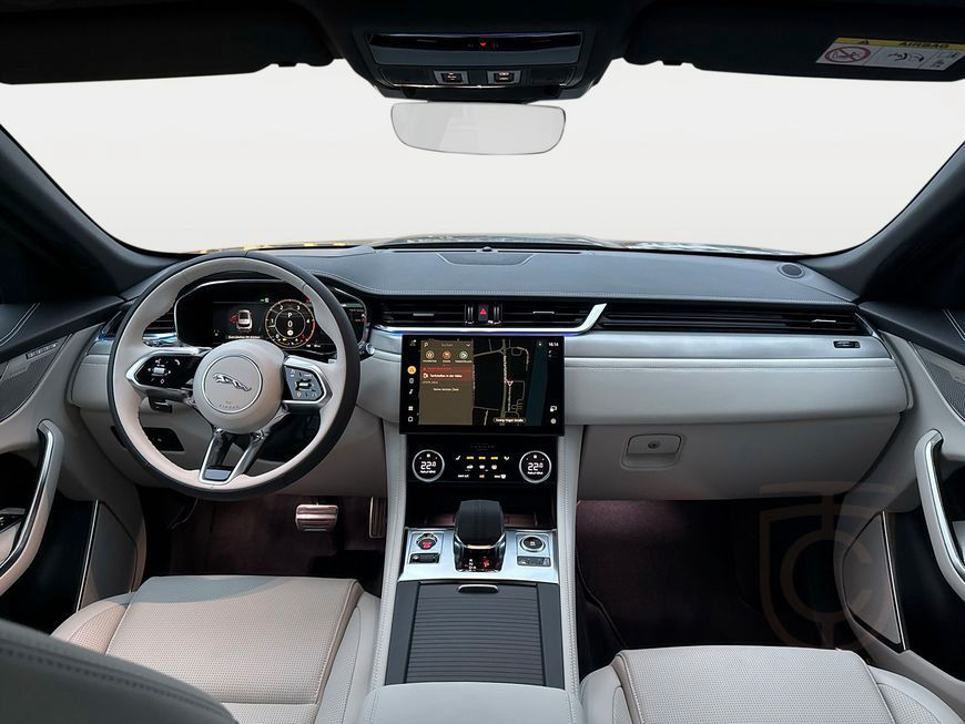 Jaguar F-Pace D300 AWD R-Dynamic SE 221 kW, 5-türig (Di