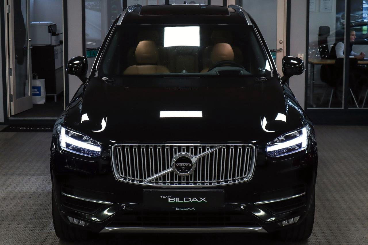 Volvo XC90 T6