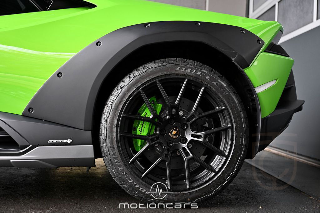 Lamborghini Huracan Sterrato 1 OF 1499 EXP € 274.983
