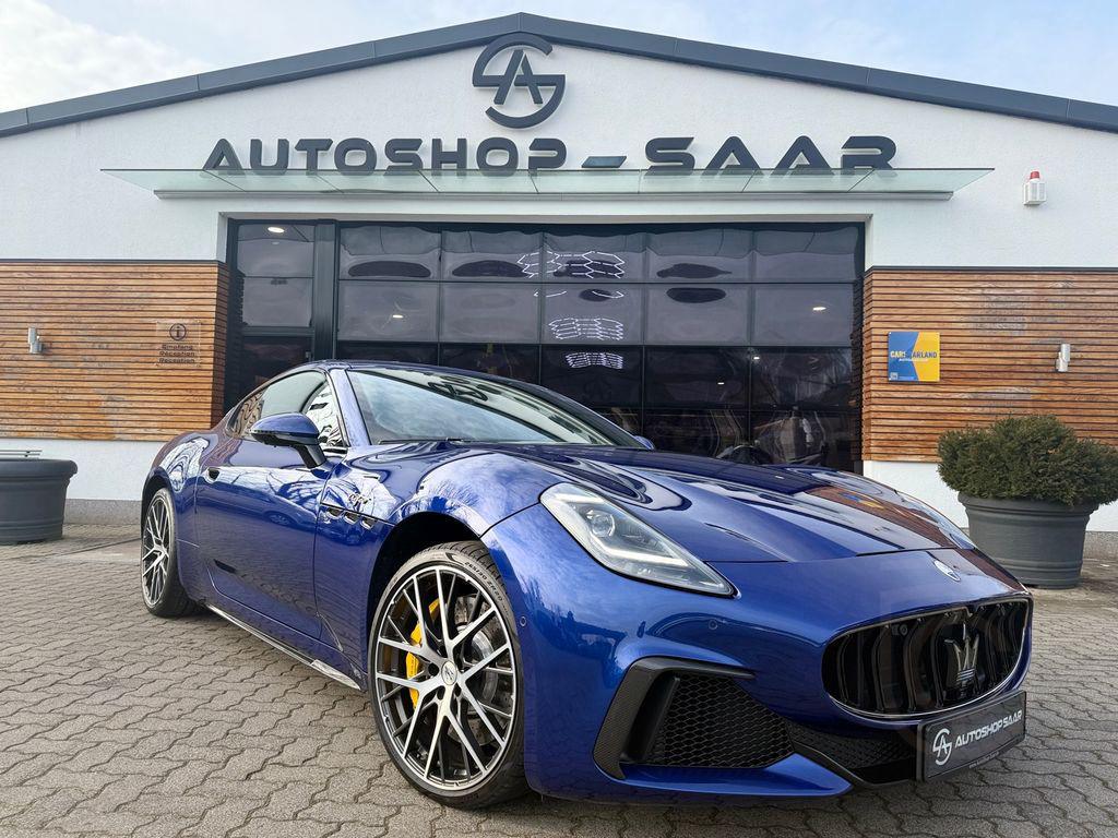 Maserati GranTurismo 3.0 V6 404 kW AWD Trofeo