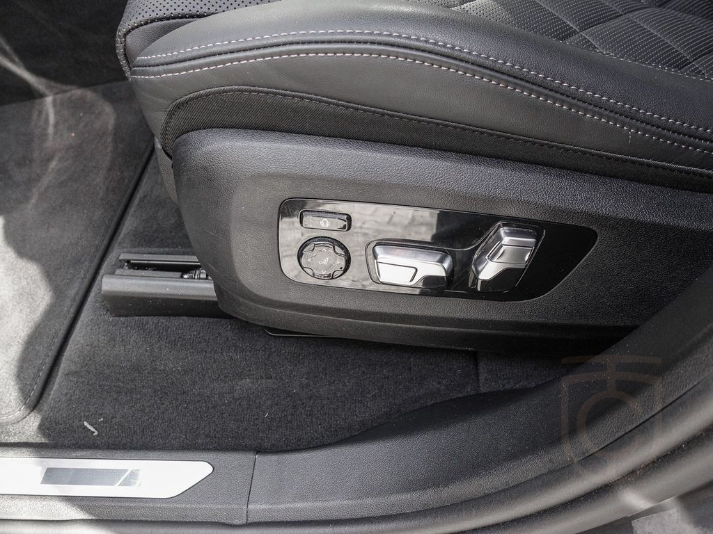 BMW X5 M60i xDrive leas.ab 965€,DAProf,PAPrfof,SKYLO