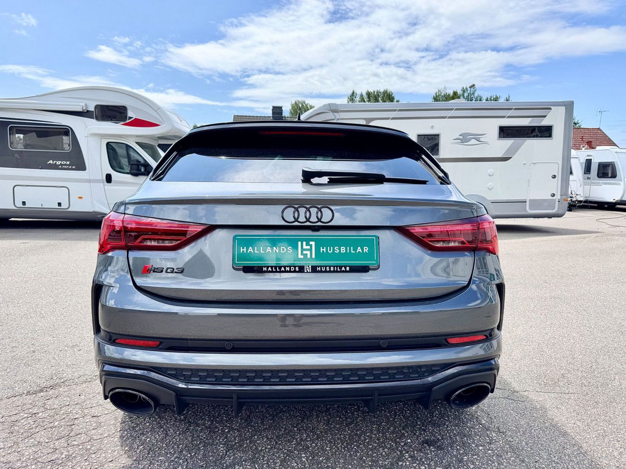 Audi RSQ3 Quattro