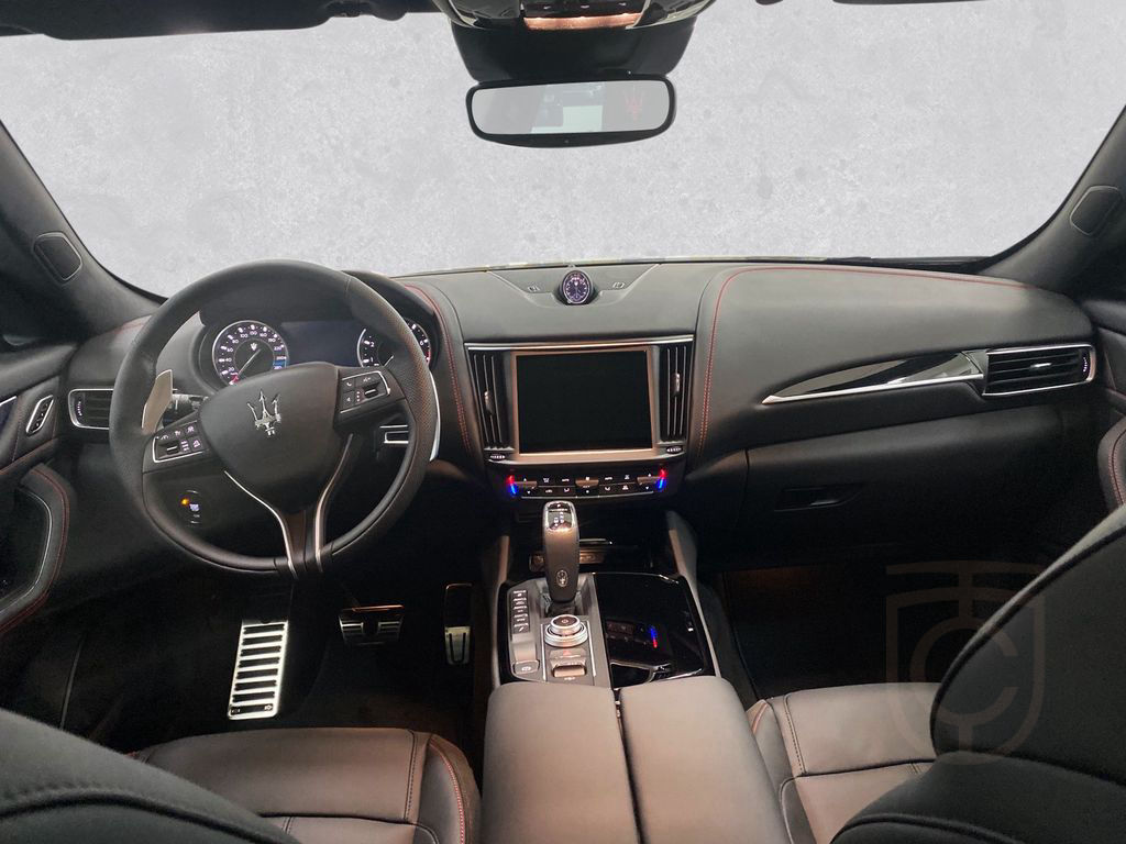 Maserati Levante GT Hybrid Pano+AHK