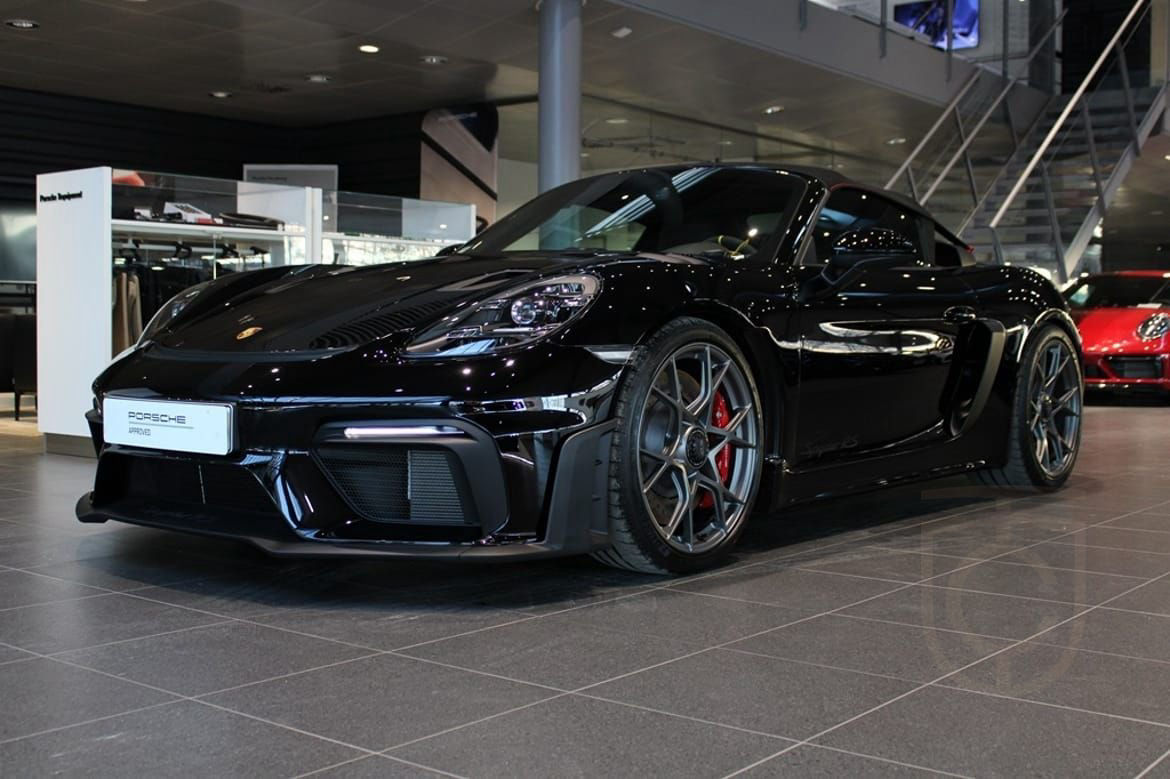 Porsche 718 Spyder RS