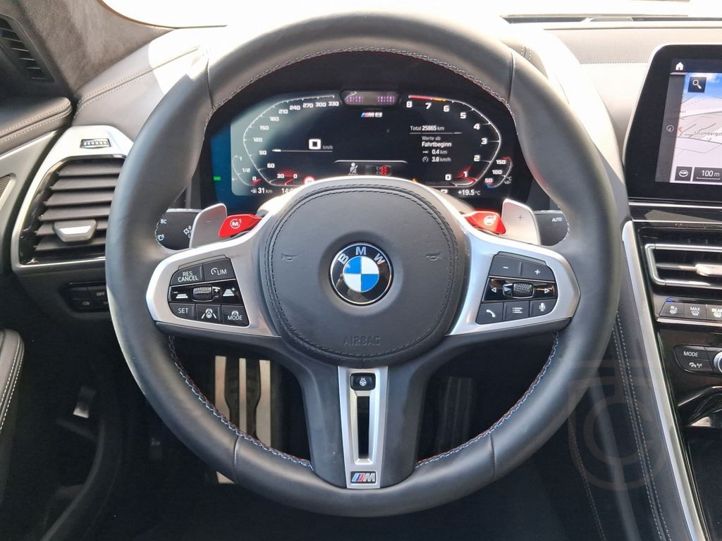 BMW M8 Competition Gran Coupé xDrive Laser Navi DAB