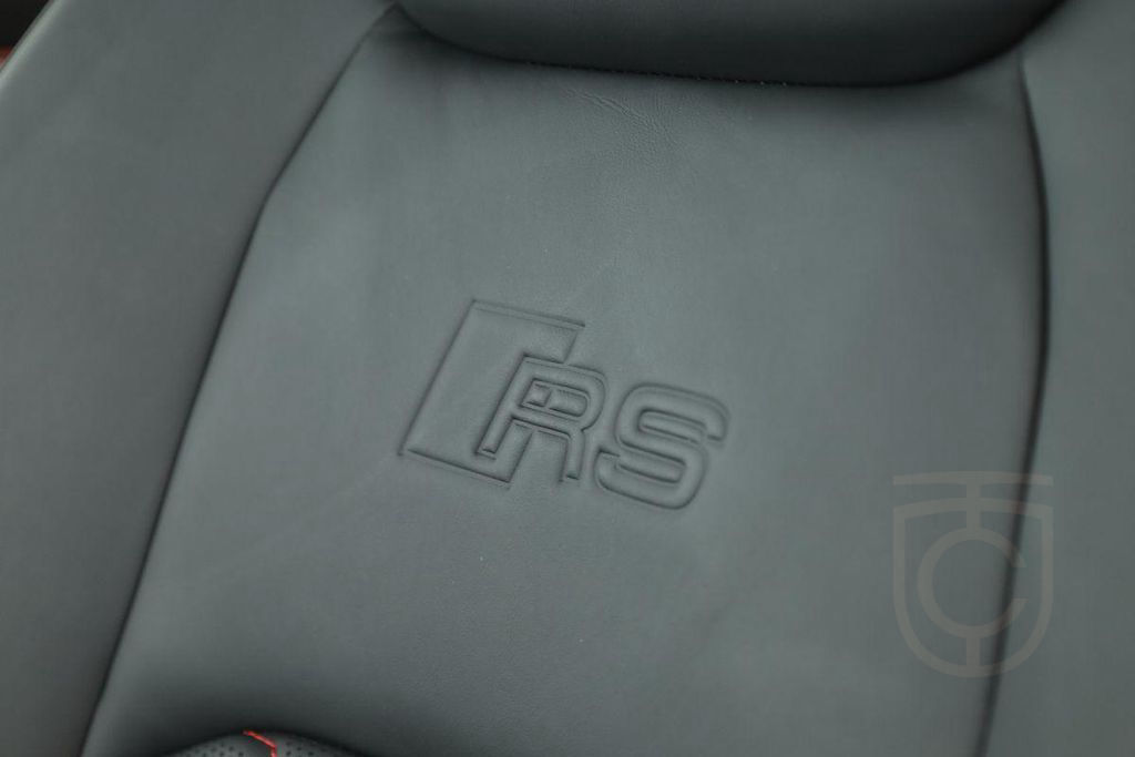 Audi RS6 Avant performance Leder Laser Pano BO 22" RS