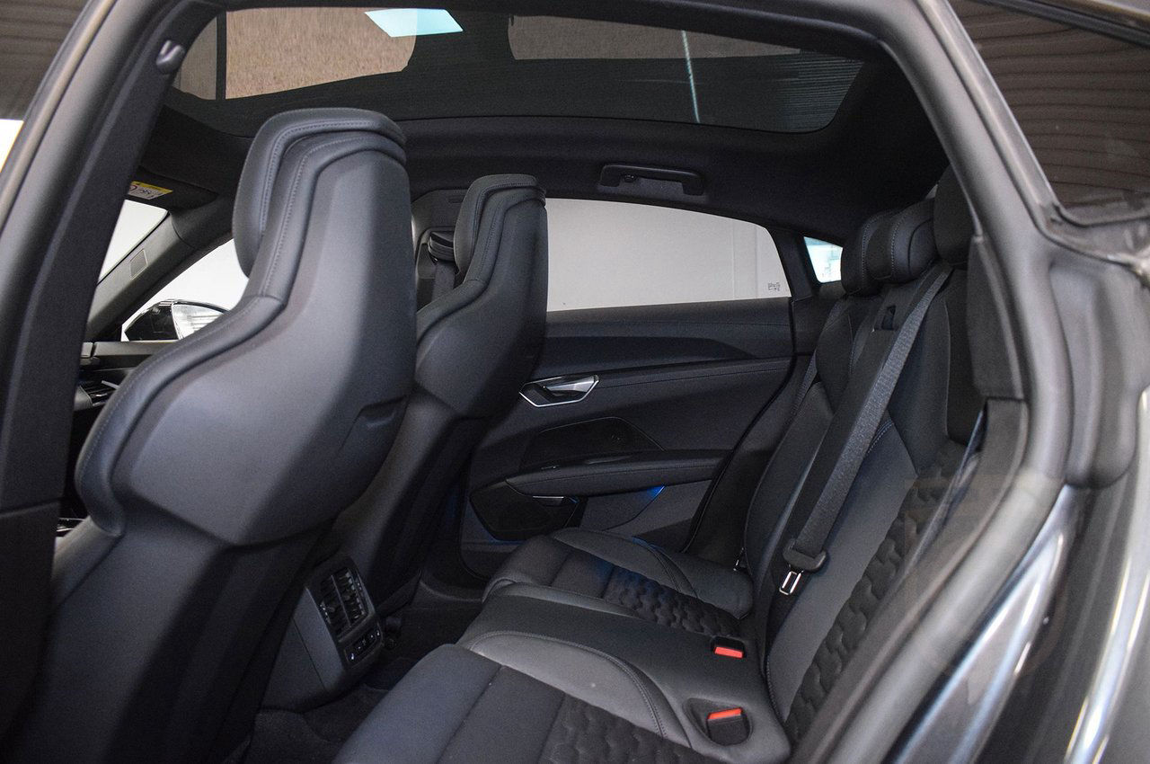 Audi E-Tron GT quattro B&O Laser