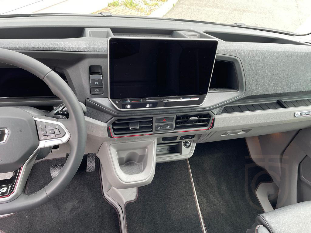 MAN TGE 3.200 L3H2 Kasten 4x4 Individual S ACC STHZ