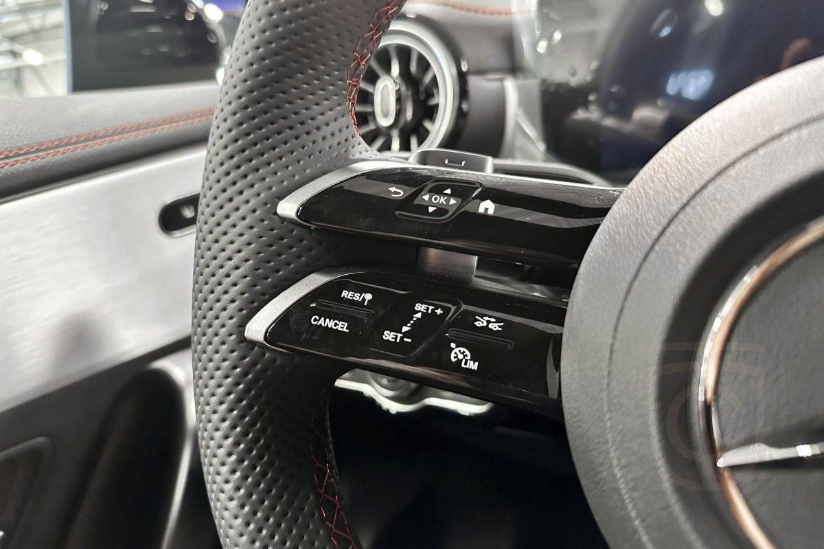 Mercedes-Benz CLA 200