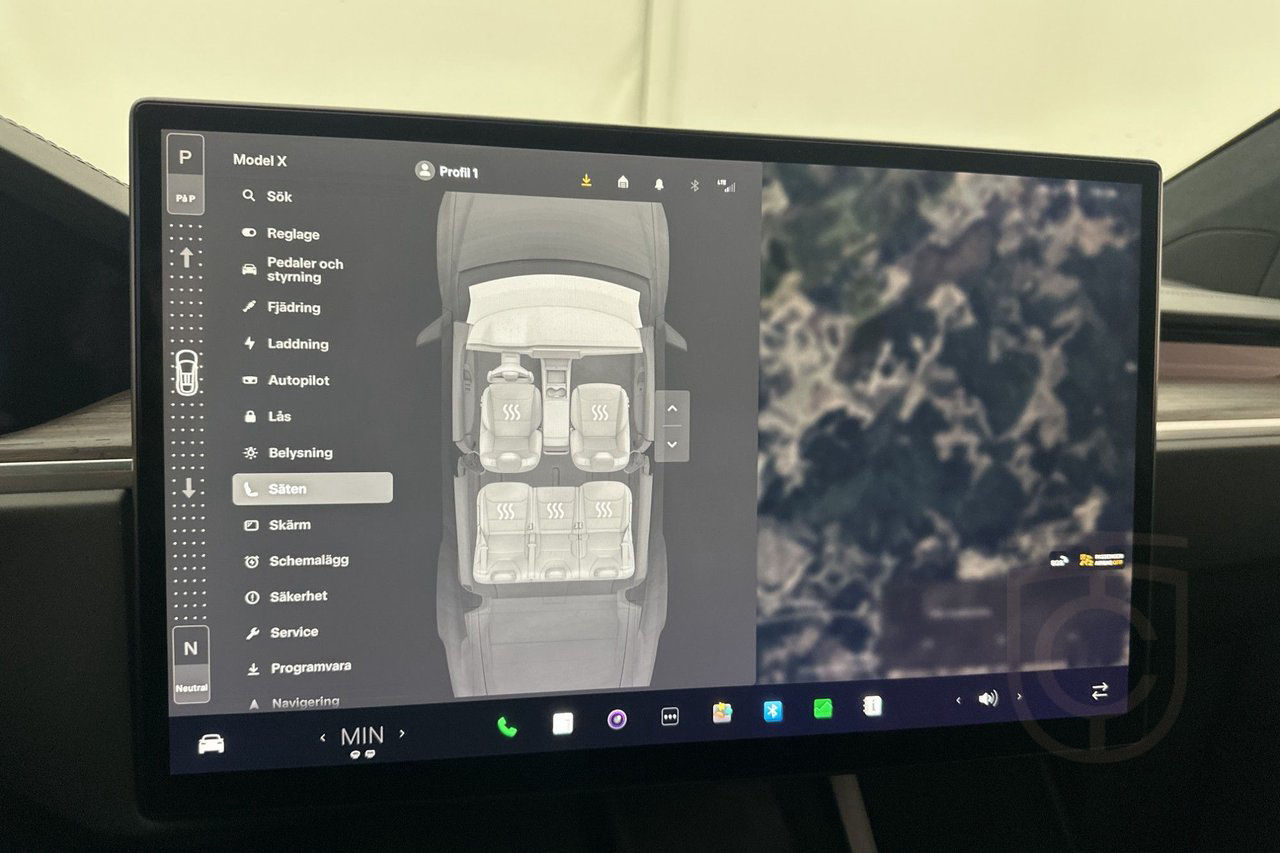 Tesla Model X Autopilot