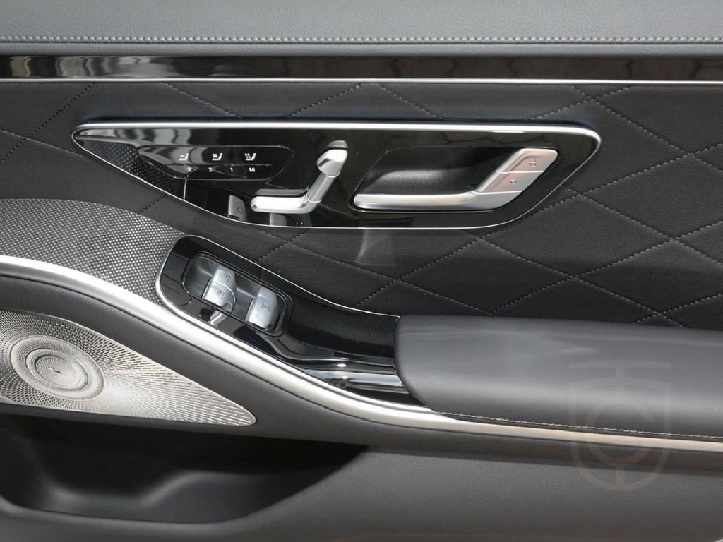 Mercedes-Benz S 580 e lang AMG Night Panorama Multikontursitze