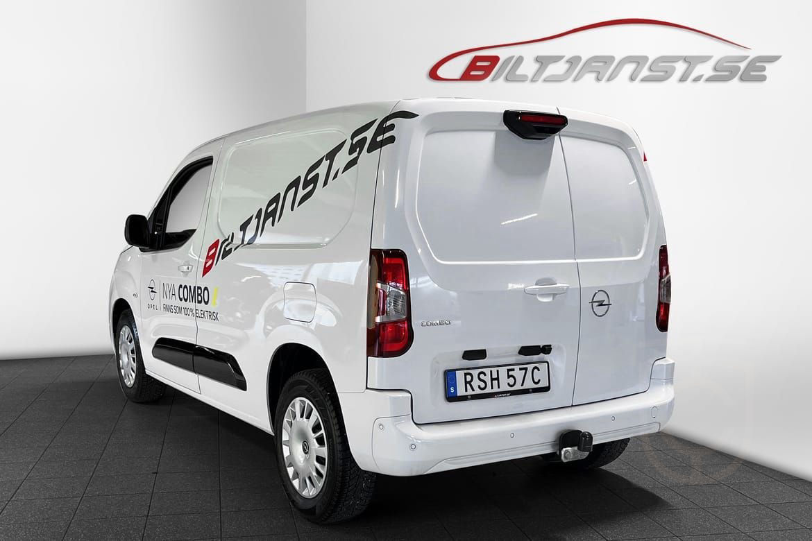 Opel Combo  L1 130 AT8 ELITE