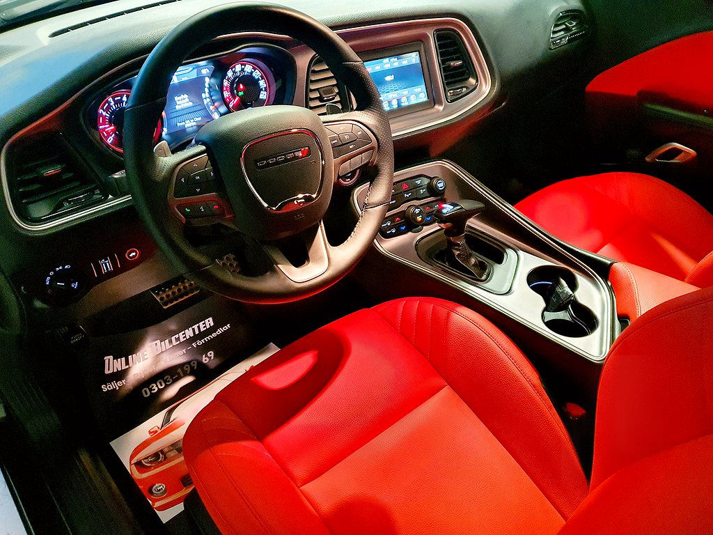 Dodge Challenger  5.7 V8 HEMI (381hk) Mycket fräck Muskelbil