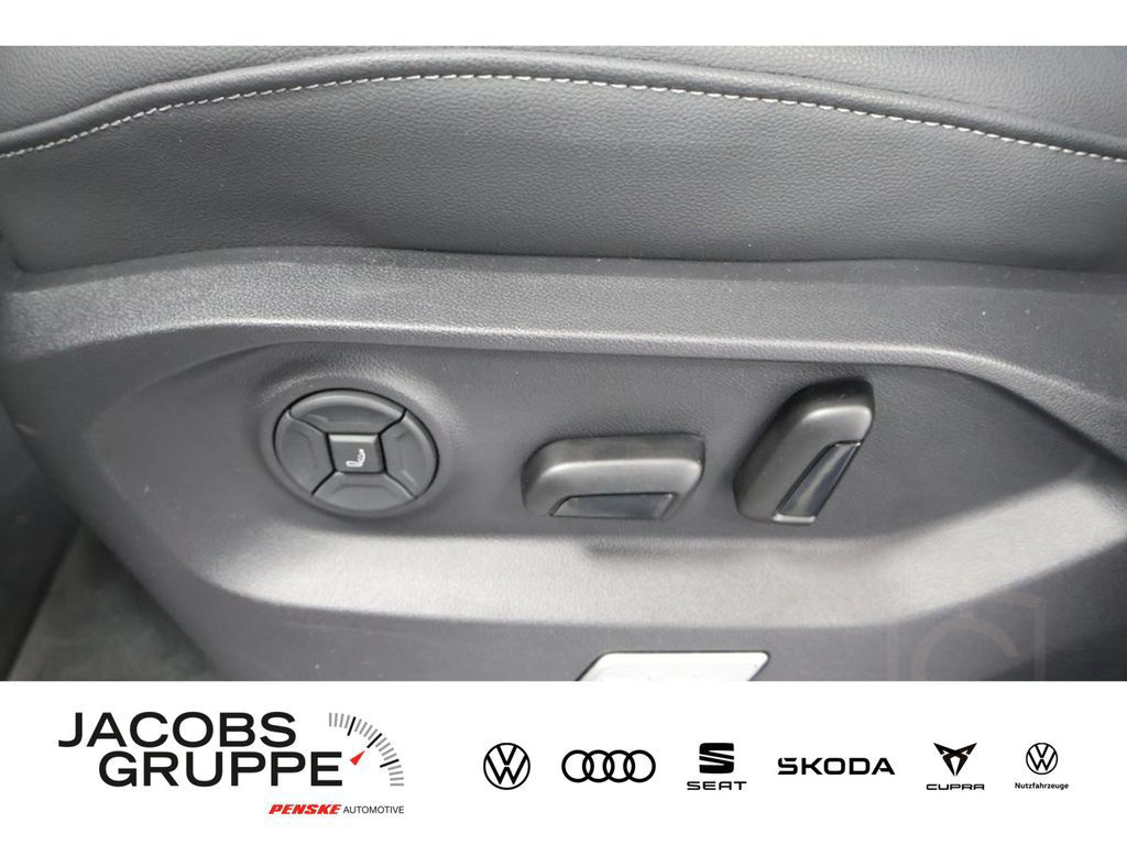 Volkswagen Touareg 3.0 TDI 4M R-Line "Black Style" Navi,Mat