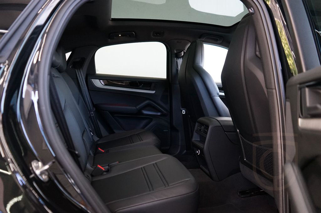 Porsche Cayenne Coupe P-DISPLAY/BOSE/ACC/LUFT/AHK/22z