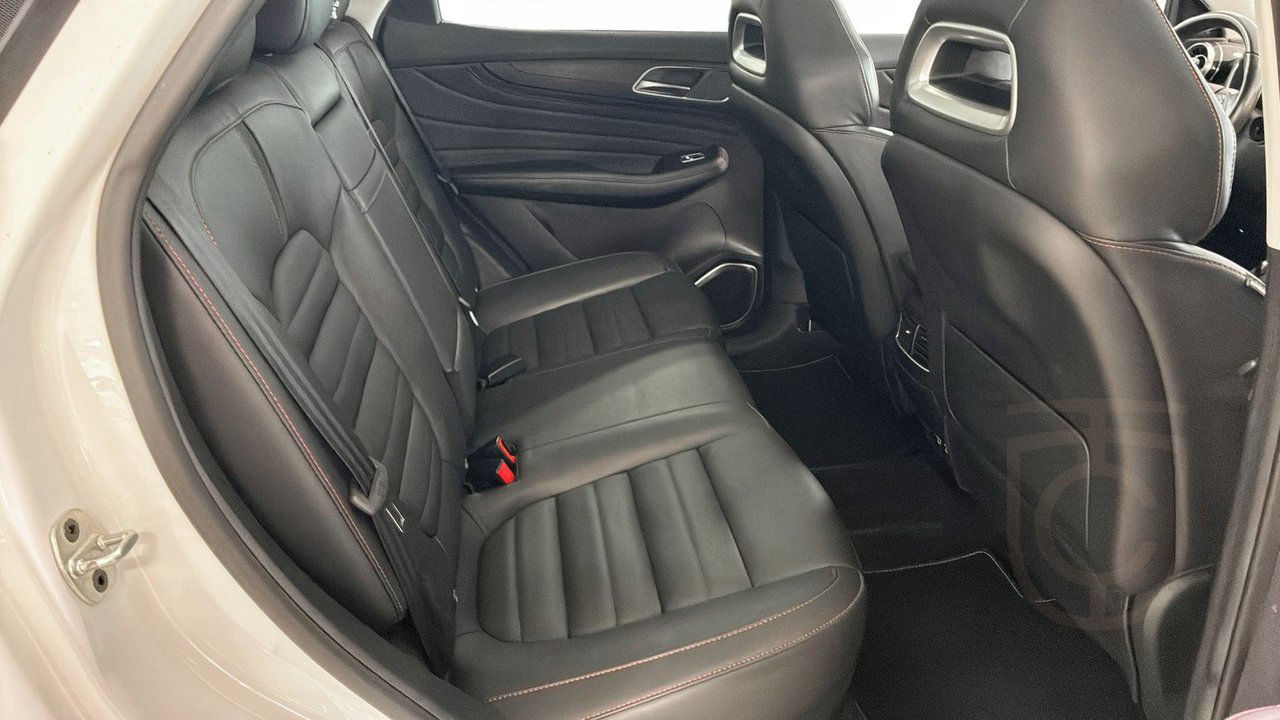 MG EHS PLUG-IN HYBRID LUXURY MY21