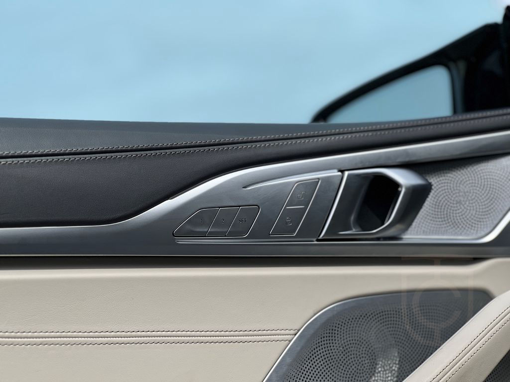BMW M850 RAODSTER XDRIVE/CARBON CORE/CARPLAY/B&O
