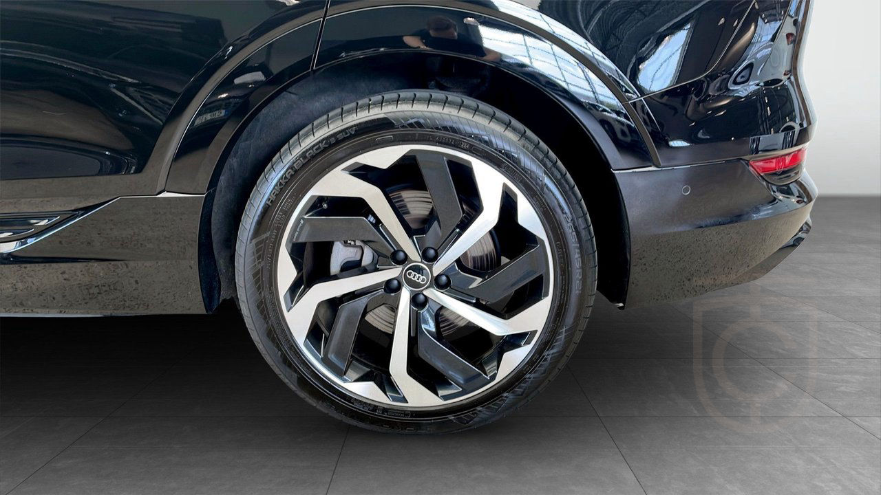 Audi E-Tron Sportback e-tron Sportback 55 quattro S line 408