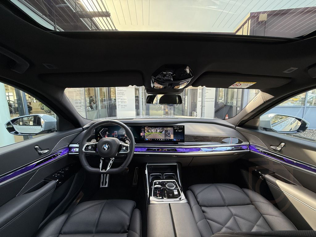 BMW 740d xDrive M Sport AHK StHzg P.SKY Autobahnas.