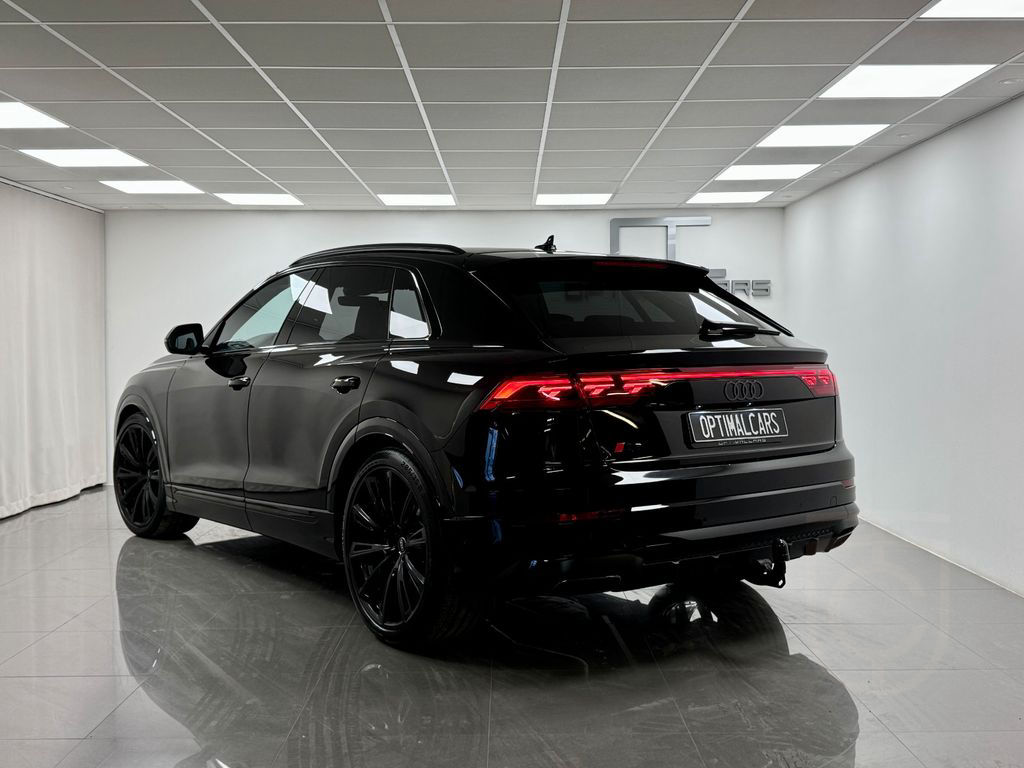 Audi Q8 50 TDi Q S-LINE Black EDT. *FULL* NP: 89.592€