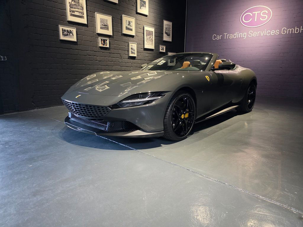 Ferrari Roma Spider / I Hand / 720 KM /