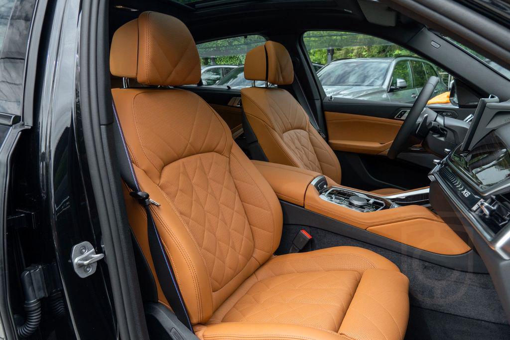 BMW X6 30d M SPORT.DR.ASS.PANO.LUFTF.LED.H/K.HUD.360