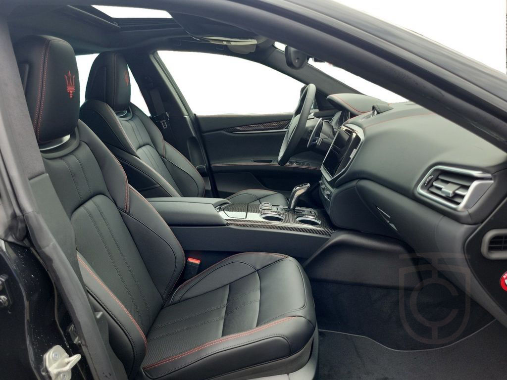Maserati Ghibli Modena Ultima