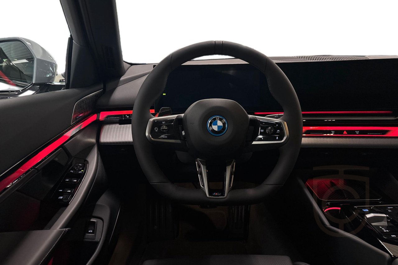 BMW i5 xDrive 40 Touring M-Sport Pro