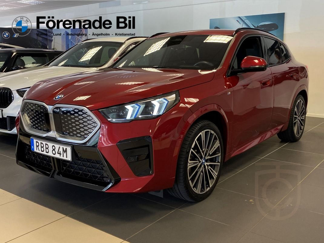 BMW iX2 xDrive30 M-Sport Head-Up Adptiv Farth