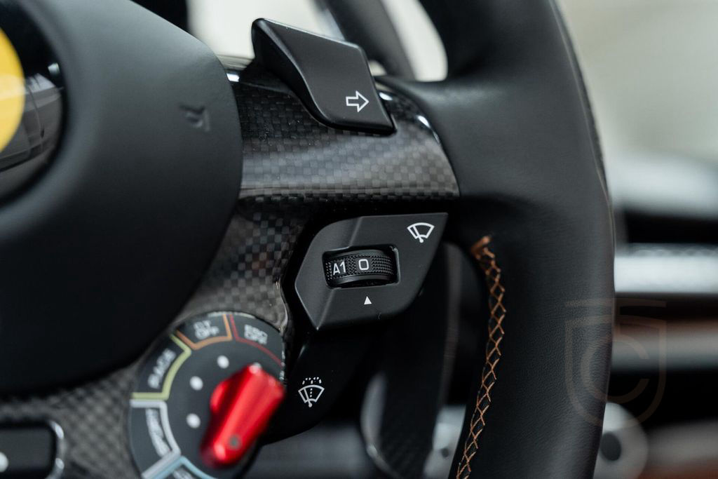 Ferrari 812 GTS - 1 Owner - 5 Ferrari Service & Year War
