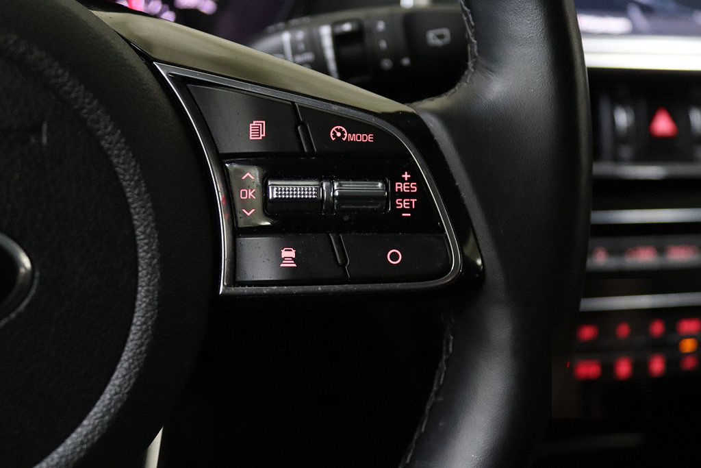 Kia Optima Sport Wagon Plug-in Hybrid Pluspaket 2