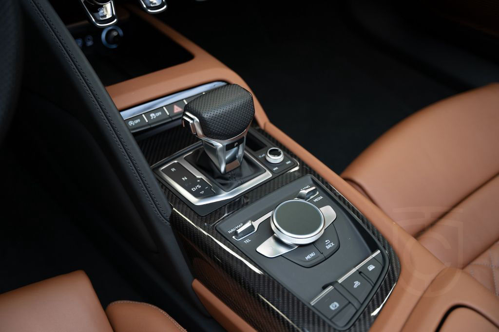Audi R8 Spyder performanc+Carbon+exclusiv+Garantie