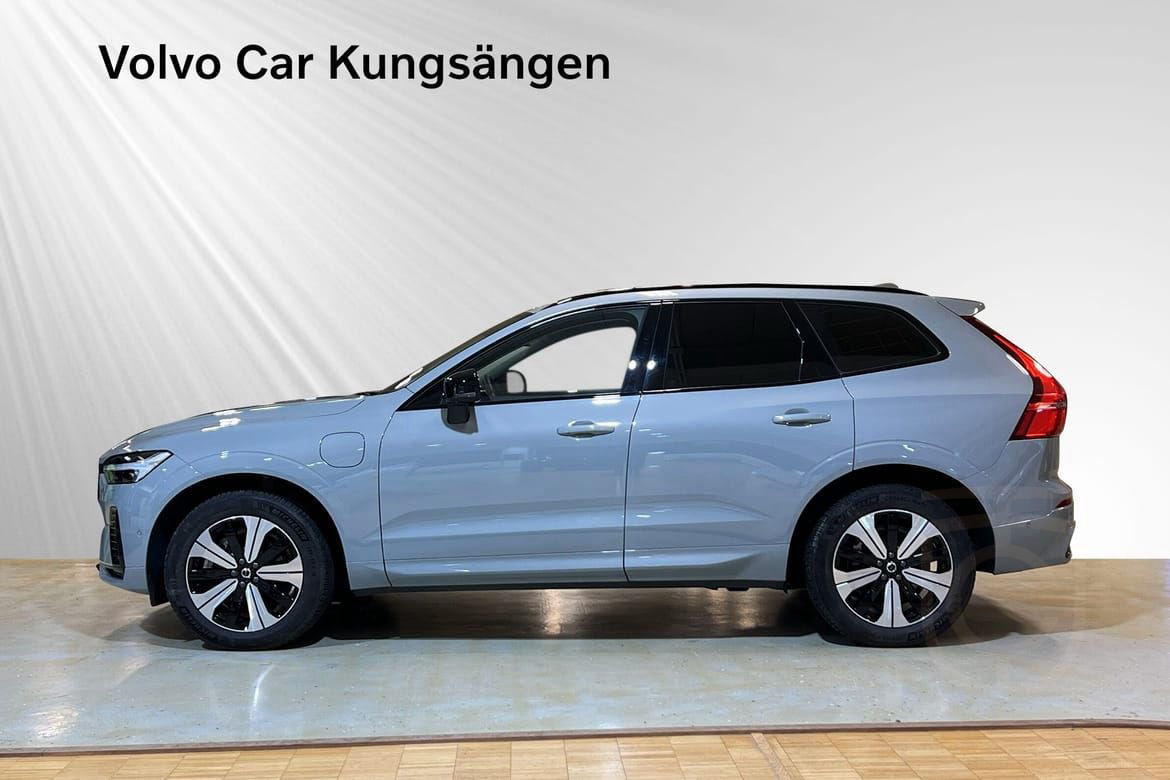 Volvo XC60 Recharge T6 II Plus Dark Edition. 360