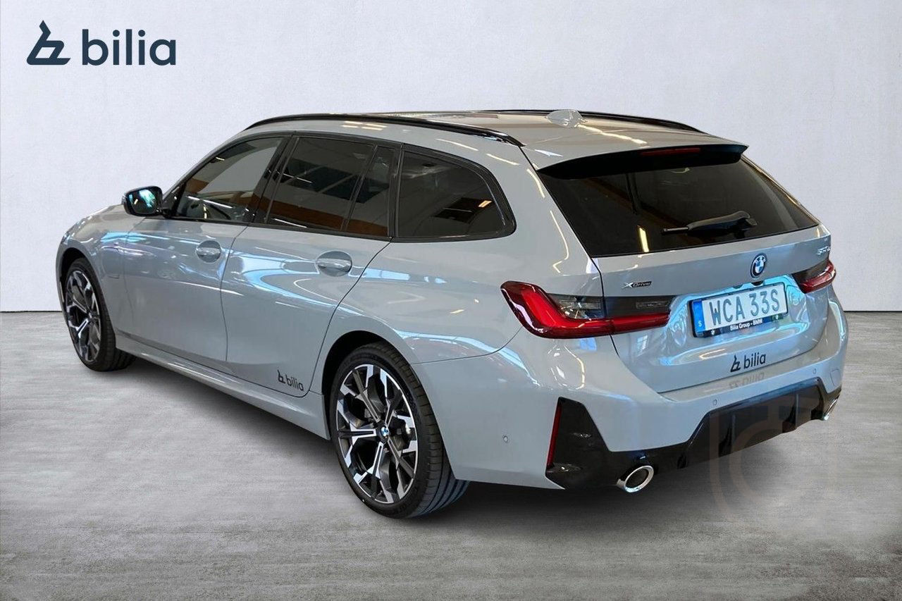 BMW 330e xDrive Touring