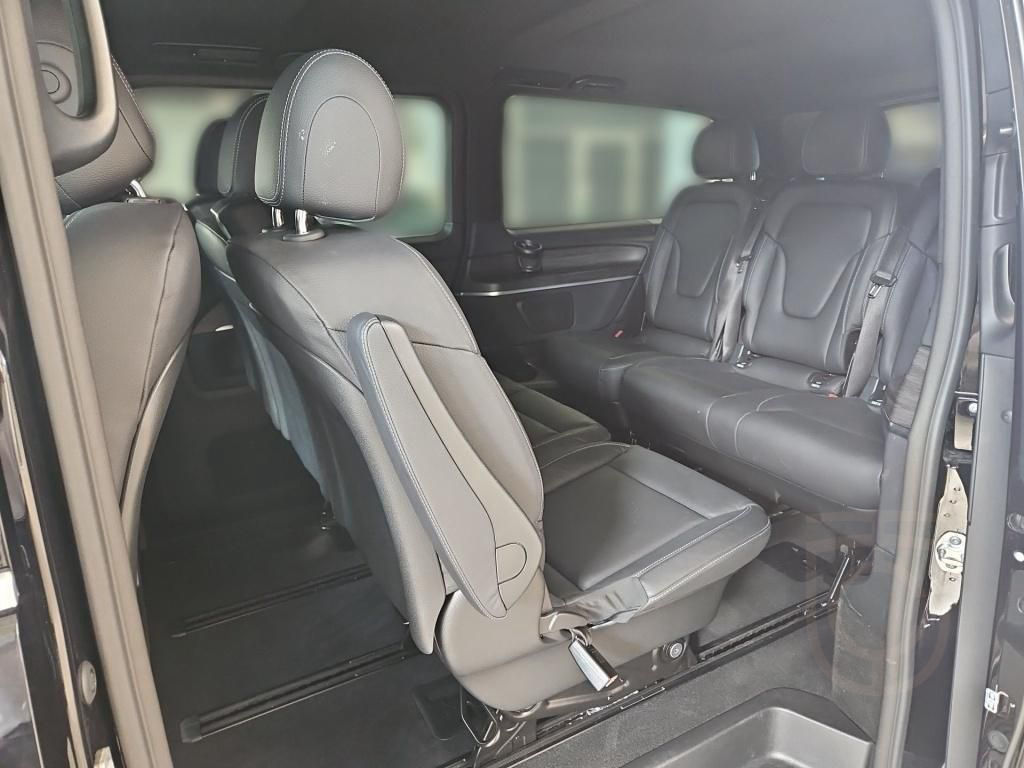 Mercedes-Benz V 300 AVG extralang 8 Sitze STHZ ele.ST AMGFront