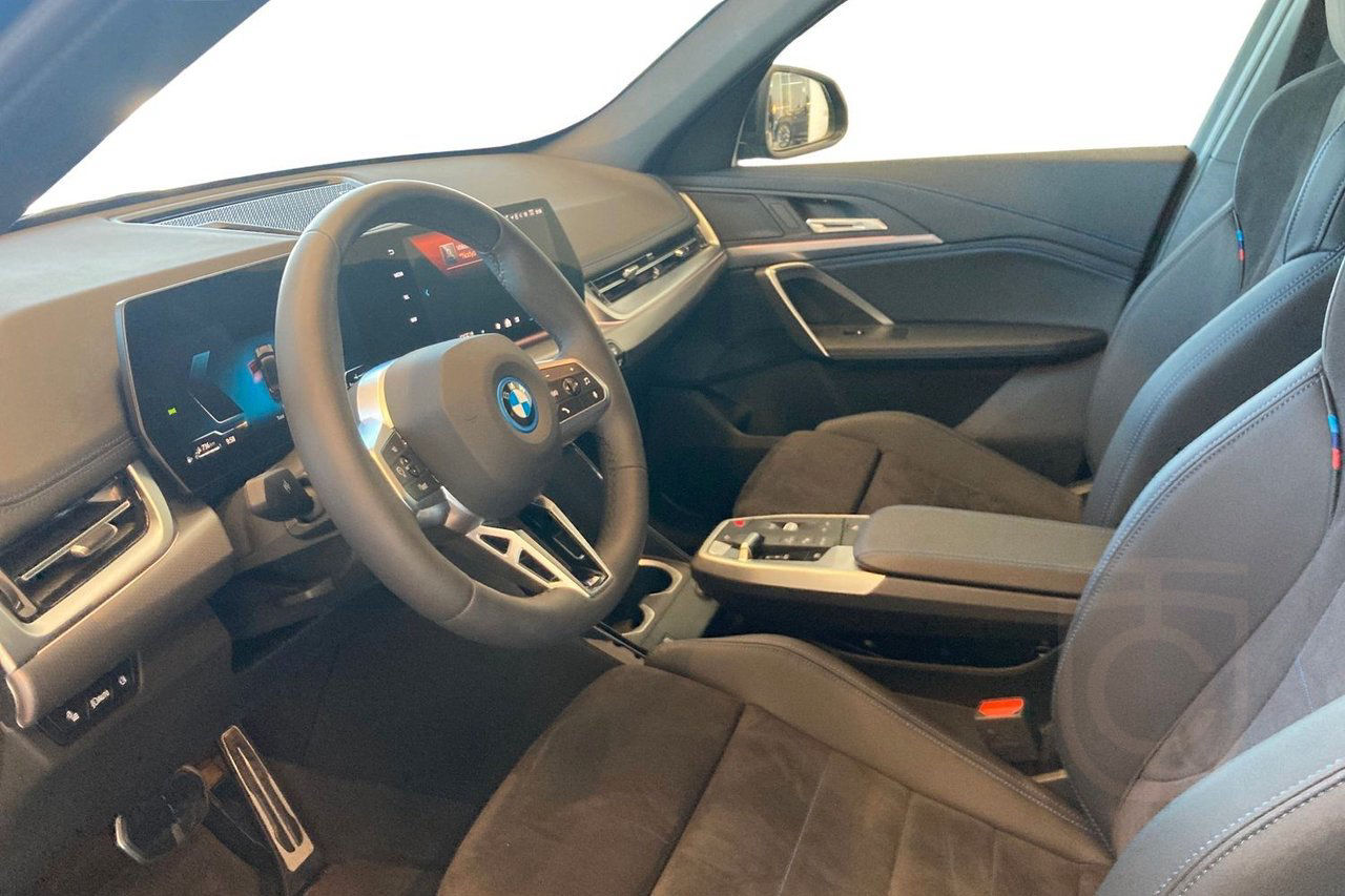 BMW X1 xDrive25e M Sport Driving Assistant