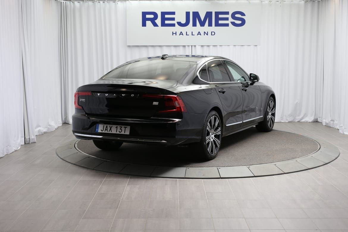 Volvo S90 Recharge T8 AWD Geartronic 335kW 2024 Plus, R-Design